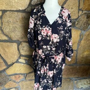 41 Hawthorn Black Floral Midi Dress